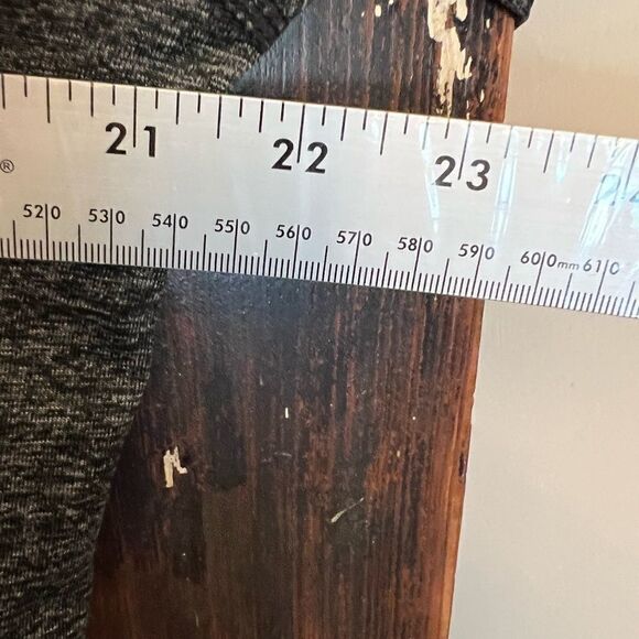 EUC Miami Hurricanes Turnover Chain Adidas Men’s dri-fit shirt. - Picture 6 of 6